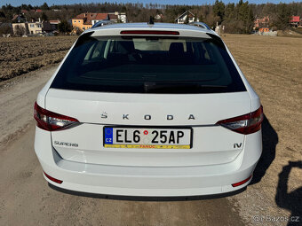 SUPERB iV 1.4TSI 115kW HYBRID STYLE+ ACC NAVI LED ČR DPH - 8
