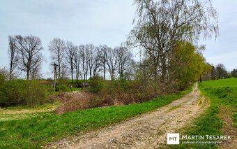 Stavební pozemek 4 012 m2 u lesa s výhledem a povolením na d - 8