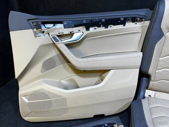 VW Touareg III CR7 kuzeny interier sedacky - 8