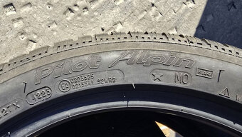 Zimní pneu 245/45/18 Michelin - 8