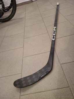 Opravená Hokejka CCM Trigger 9 Pro - 8