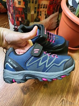 Nové Hi-Tec Blackout low, velikost 33 - 8