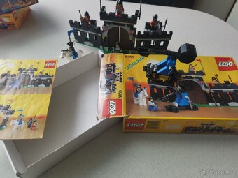 Lego Castle, hrad 6059 - 8