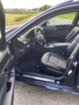 Mercedes Benz E350 CDI 4Matic Elegance - 8