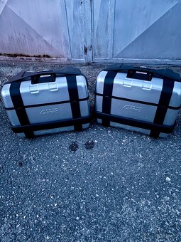 Givi TRK46N Trekker 2x46l boční, topcase - 8