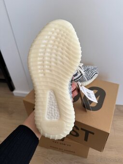 PRODÁM Adidas Yeezy Boost 350 V2 "Zebra", 40 2/3 - 8