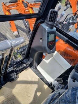 HITACHI ZX19-6 - 8