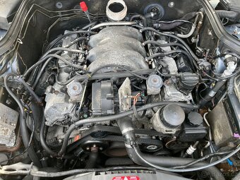 Mercedes-Benz 211K na nahradni dily - 8