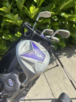 Prodám juniorský golfový set US Kids Golf, 54" - 8