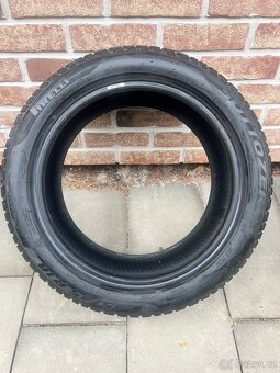 Pneu 245/45 R18, 275/40 R18 Pirelli Sottozero3 Run Flat - 8