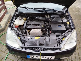 Ford Fokus 1 2000 - 8
