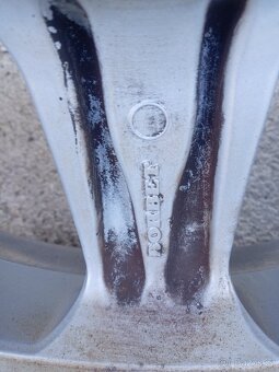 4x100 r17 - 8
