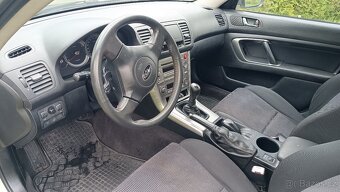 Subaru Outback 2.5 LPG - 8