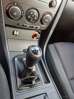 Mazda 3 - 8