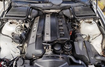 Bmw e39 525i 141kw nová STK manuál - 8