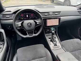 Škoda Superb 3 iV 1.4 TSI 150kW DSG Sportline Tažné Matrix - 8