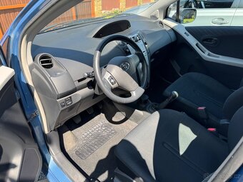 Toyota Yaris - 8