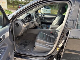 VW Touareg - 8