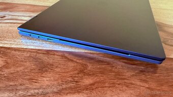 NexDock XL – profesionální notebook Samsung DEX - 8