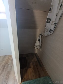 Pronájem  podkrovního bytu 1+kk Bystřice - 8