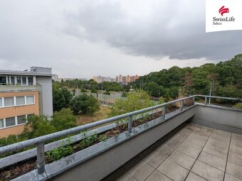 Pronájem bytu 4+kk 88 m2 Vřesová, Praha - 8