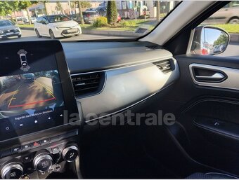 RENAULT Arkana 1.3 TCe 140 INTENS EDC rok 06/2021 - 8