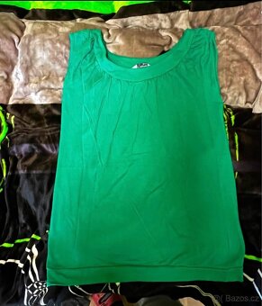 Trička a tílka 19ks velikost S celek - 8