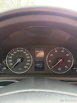 Mercedes-Benz C180 Benzín+LPG - 8