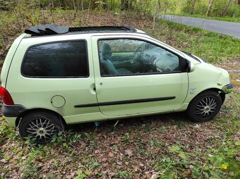 Renault Twingo polokabriolet ( dovezeno z Německa) - 8