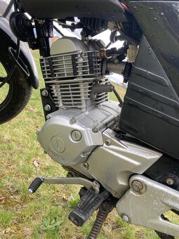 Yamaha ybr 125 - 8