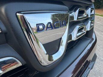 Dacia Duster 1,6i, 12/2016 1. maj nové ČR, 36tiskm, TOP - 8