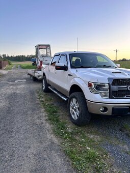 Ford F 150 - 8