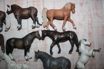 Figurky koní Schleich 1 - 8