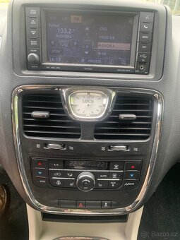 Lancia Voyager diesel (CHrysler) - 8