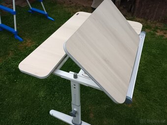 Prodám rostoucí dětský stůl Kid Youth – TOP STAV - 8