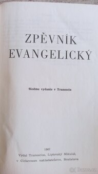 Starožitnosti -vazy a knihy, fotoaparát - 8