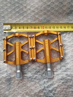 Duralové široké pedály ALU 7075 - 8