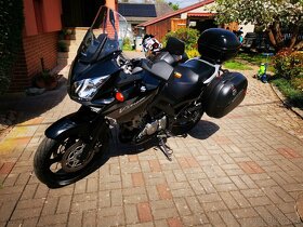 Suzuki DL650 V-Strom - 8