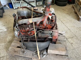 Motor Avia - 8