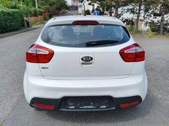 Kia Rio 1.4 i 80Kw r.v.2012 Nové v ČR - 8