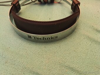 Tronic,Lenco K106,Technics  eah-510,rp-ht280,Sony - 8