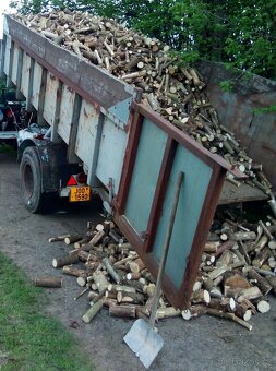 Traktorový nosič kontejnerů STS Opava - 8