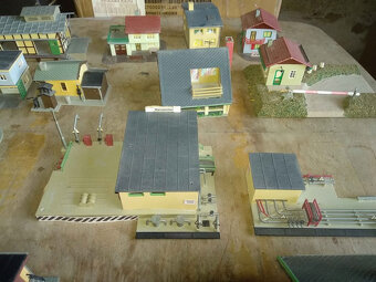 domečky k vláčkum velikost N H TT - 8