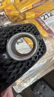 Audi Q5 – přední levá mřížka (MLHOVKA) - 8