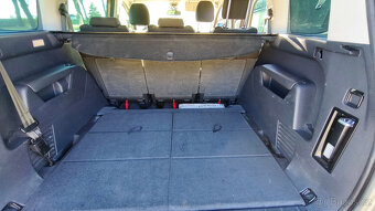 Peugeot 5008 Allure , objem 1,6 HDI - 8