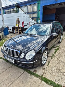 Prodám Mercedes-Benz 320 CDI r.v. 2005 Avantgarde - 8