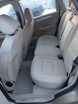 Mercedes B 1,7 benzín 82000km - 8