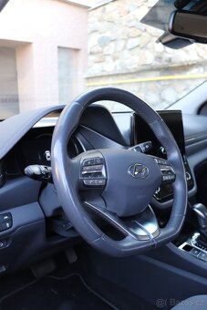 Hyundai IONIQ PHEV Plug-in Hybrid - 8
