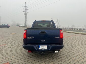 Ford Explorer 4.0 V6 LPG / 2005 - 8