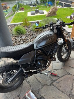 Leo Vince LV 10 - Full Black Ducati Scrembler Desert - 8
